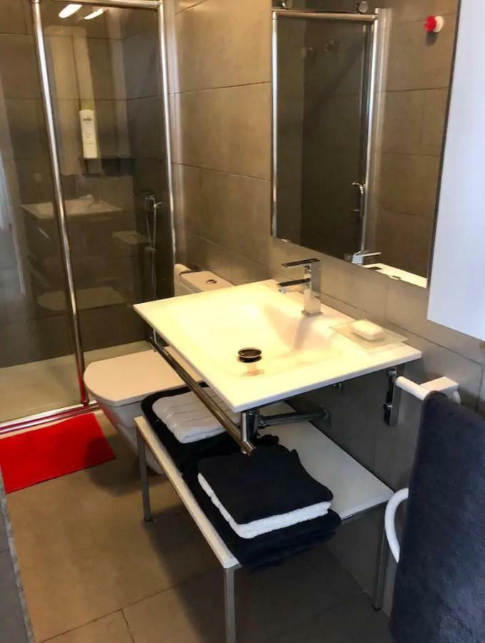 La Casa De Anton Lägenhet Tineo Exteriör bild